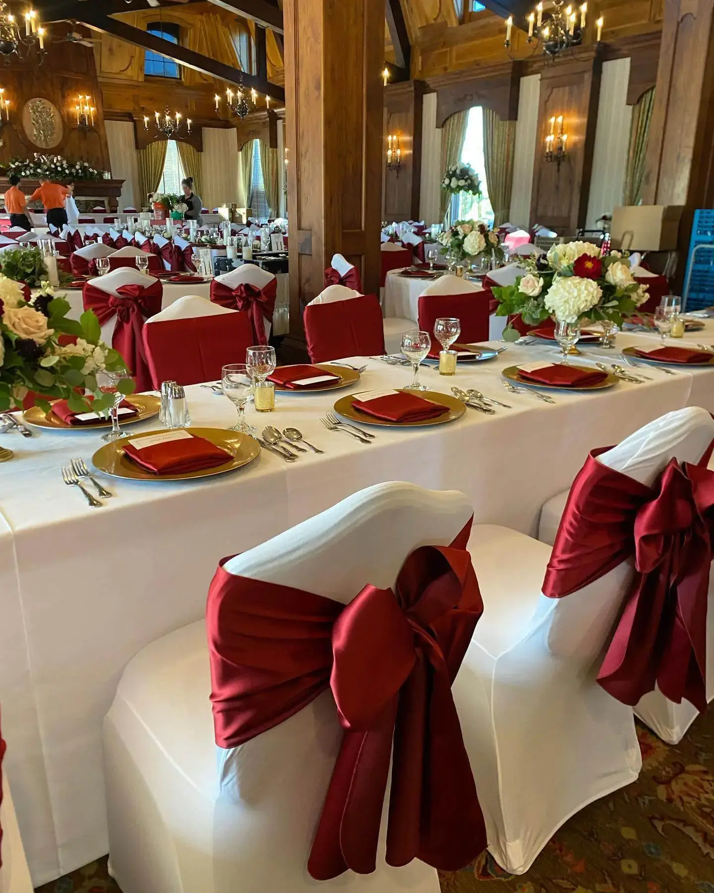 Chair sash rentals for weddings and banquets in Chicagoland and Northwest Indiana